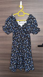 (Category: ) located in . Submitted by clothesxosale (Listing ID 1303044283, Image 1). Description: .
