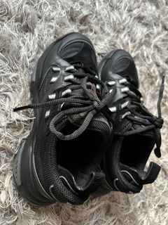 For Sale Valentino Sneakers Size 39