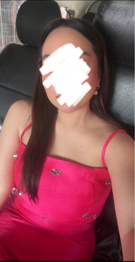 Fuschia pink dress for wedding (Category: Evening dresses & gowns) located in Abucay. Submitted by kpl0719 (Listing ID 1302931472, Image 3). Description: Fuschia pink dress Material: gazar Can fit to small size Used once for wedding Orig price: 3000 My price:2000 .