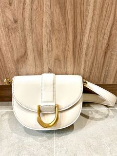 (Category: ) located in . Submitted by ab.huang (Listing ID 1302999256, Image 1). Description: .