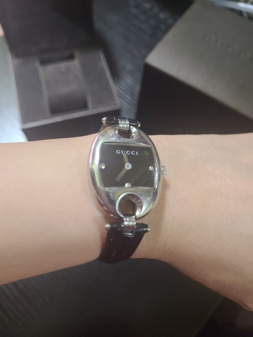 Gucci ladies watch with diamonds on sale