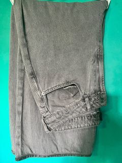 H&M 90s Baggy Regular Jeans (LIMITED EDITION)