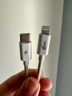 Hytec USB-C to Lightning Cable (Anker)