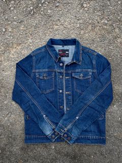 (Category: ) located in . Submitted by ikram_store (Listing ID 1302929629, Image 1). Description: .