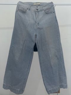 light washed high waist baggy jeans