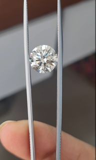 LOOSE DIAMOND Big Rock at small invesment !!
Rnd 4.05 L VS1 3X N
No bgm no black 
Excellent fire and lustre
Ball of sparkle