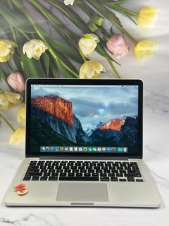 MacBook Pro 13inch Retina Display Core i5 8GB Ram 128GB SSD Mac OS Version