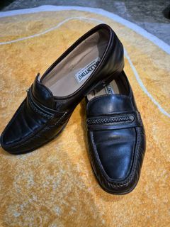 Marikina-made Dark Brown leather loafers, Size 8, Valentino brand