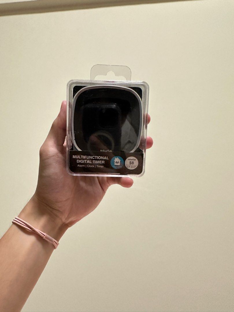 multifunctional digital timer (Category: Clocks) located in Singapore. Submitted by malaxiangwo (Listing ID 1303068787, Image 1). Description: dm for more info no fussy buyers .