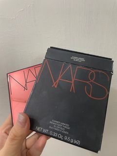 （分類：）位於 。 由 ineffableee.cc 提交（商品編號 1302973640，圖片 1）。簡介： 。