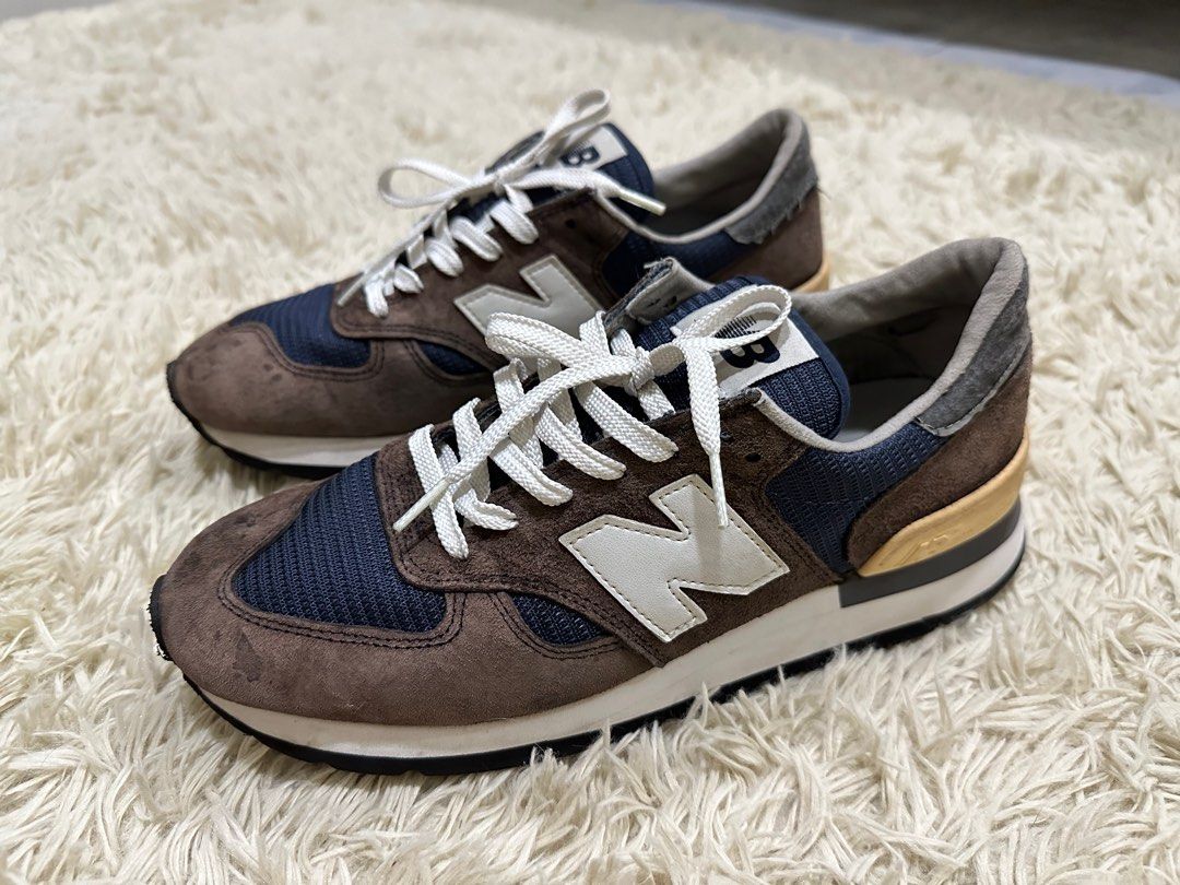 New Balance 990 v1 vibram