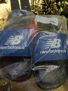 New Balance Slides Size 11