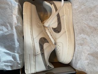 （分類：）位於 。 由 booboo889 提交（商品編號 1302988572，圖片 1）。簡介： 。