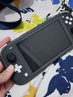 Nintendo switch lite with original charger
