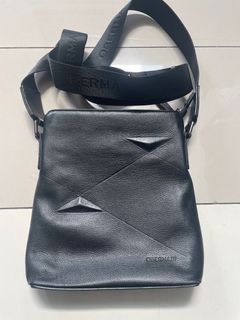 (Kategori: ) berada di . Dikirim oleh staramutiaragaffar (ID iklan 1302929181, Gambar 1). Deskripsi: .