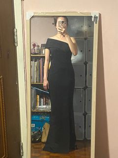 (Category: ) located in . Submitted by ur_wardrobe (Listing ID 1299903834, Image 1). Description: .