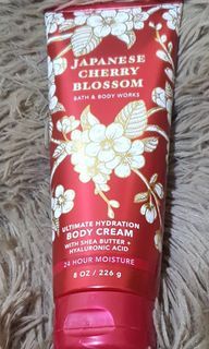 Original Bath & Body Works Body Cream ( Japanese Cherry Blossom )