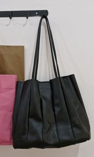 (Kategori: ) berada di . Dikirim oleh ciaspreloved_ (ID iklan 1302979743, Gambar 1). Deskripsi: .