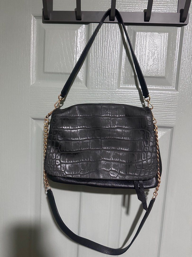 Preloved Defaye Black Women s Fashion Bags Wallets Shoulder Bags on Carousell