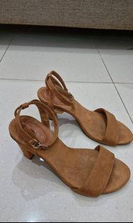 (Kategori: ) berada di . Dikirim oleh ciaspreloved_ (ID iklan 1302964885, Gambar 1). Deskripsi: .