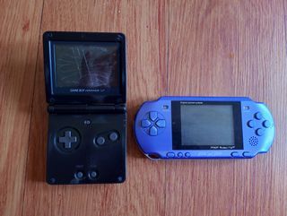 DEFECTIVE PXP POCKET LIGHT AND GAMEBOY ADVANCE SP AGS-003