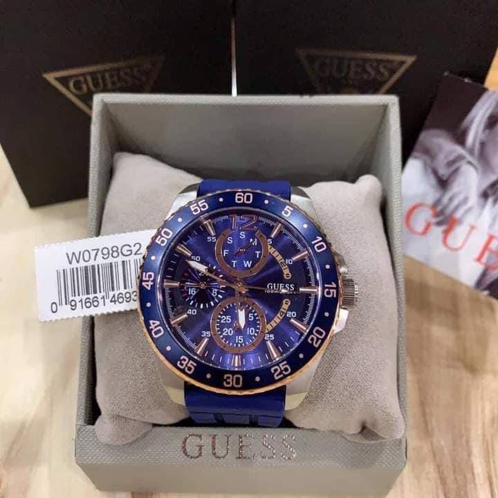 RESTOCK ORIGINAL GUESS JET BLUE DIAL BLUE RUBBER MENS WATCH W0798G2 Men s Fashion Watches Accessories Watches on Carousell
