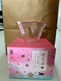 (Category: ) located in . Submitted by caroro (Listing ID 1302944082, Image 1). Description: .