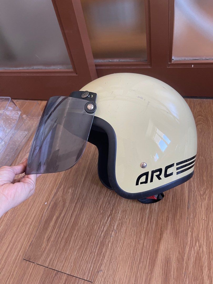 Second hand bike helmet deals