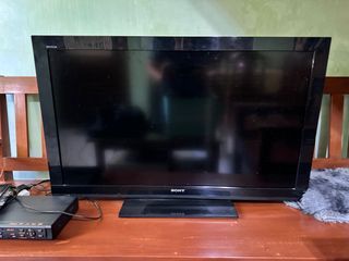 Sony LCD 40 inches TV KLV-40BX420