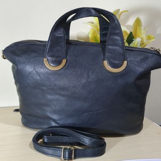 (Kategori: ) berada di . Dikirim oleh prelovedtas.eliza (ID iklan 1303029006, Gambar 1). Deskripsi: .