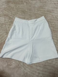 Uniqlo draped shorts