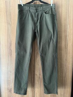 Uniqlo Army Green Men's Tapered Ultra Stretch Jeans M