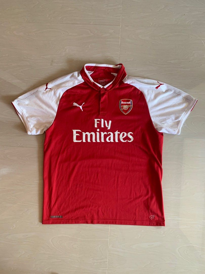 Vintage Fly Emirates Soccer Jersey (Category: Tshirts & Polo Shirts ) located in Burgos, Ilocos Norte. Submitted by copthrift (Listing ID 1302964073, Image 1). Description: .