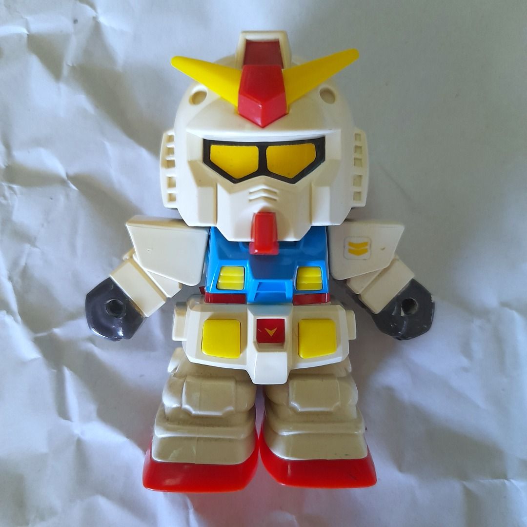 SD RX-78-2 Gundam with Amuro Ray, Hobbies & Toys, Toys & Games on Carousell