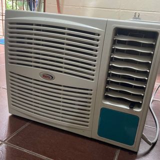 Window Type Air Conditioner (Matrix)