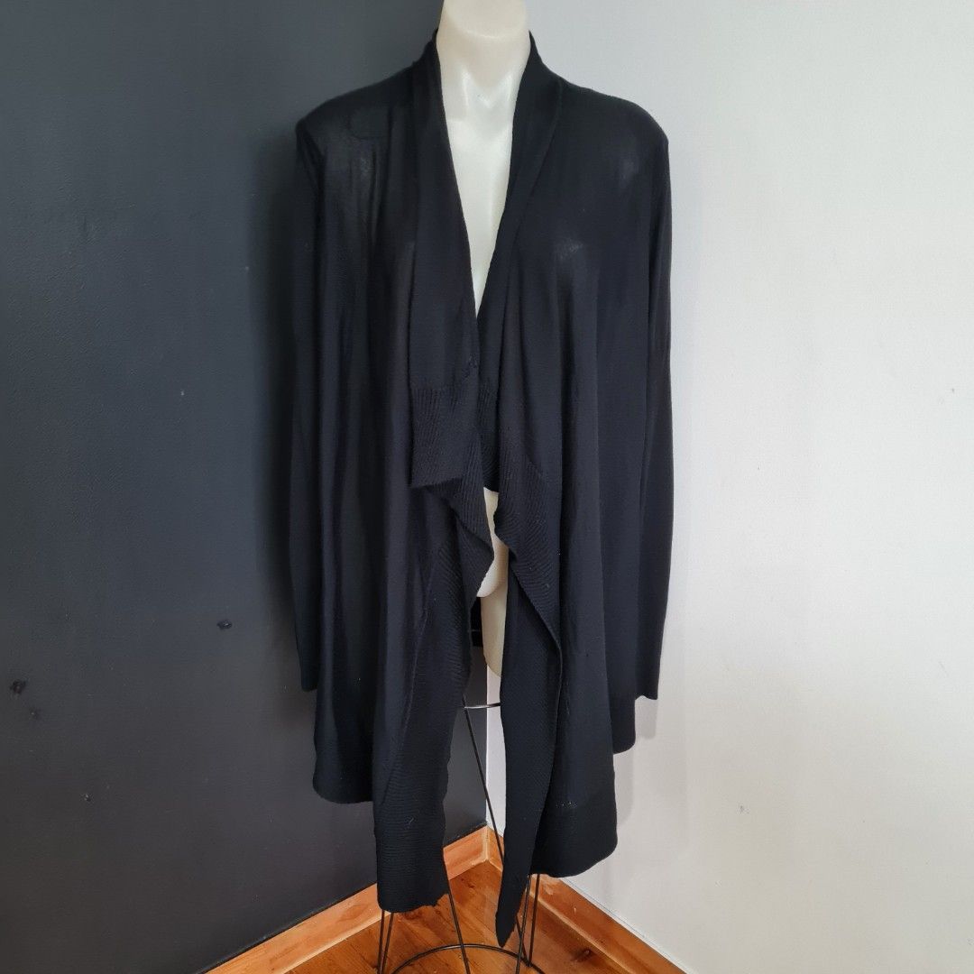 Waterfall cardigan witchery deals