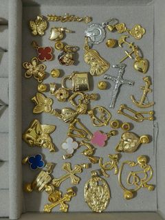 18k Saudi Gold Pendants
