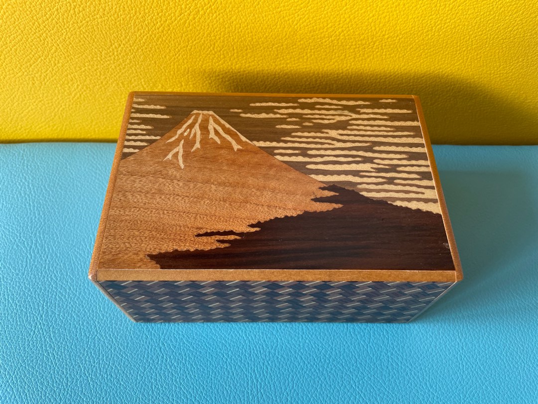 箱根寄木細工 Hakone Yosegizaiku music box 蛇腹（YOSEGIZAIKU