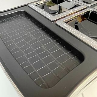（分類：）位於 。 由 autominimate 提交（商品編號 1303133621，圖片 1）。簡介： 。