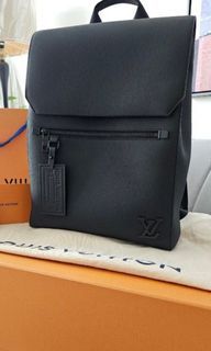 💯 Authentic Lv fastline backpack