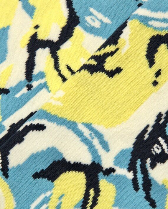 *HOT BUY* Aape BY *A BATHING APE® Moon Face Embroidered Camo Crew Socks AAPSOM4293XXMGRK (Category: Socks) located in Singapore. Submitted by nofrillsfactoryoutlet (Listing ID 1303191093, Image 5). Description: Usual : $20 OFFER : $16 100% Authentic and Brand New with Tags and packaging. Direct from Aape BY *A BATHING APE® outlet in Beijing. ⭐️Brand : Aape BY *A BATHING APE® ⭐️Design : Moon Face Embroidered Camo Crew Socks ⭐️Colour : Peacock Gree