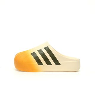 (Category: ) located in . Submitted by sneakers-shop (Listing ID 1303199436, Image 1). Description: .