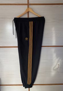 Adidas Trefoil Trackpants Jogger New released White Tag🤍