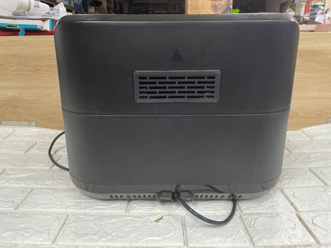 Anko twin air fryer (Category: Cookers) located in Pasay City. Submitted by enrico_appliances (Listing ID 1303122837, Image 3). Description: excellent condition 220 volts independently adjustable temperature LED control panel 11 pre set functions two removable frying pans overheat protection 60 minute automatic shut off with oil drip operation light indicator.