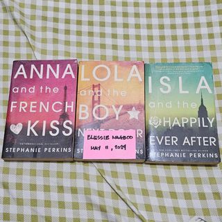 Anna and The French Kiss, Lola and the Boy Next Door, Isla and the Happily Ever After Set
