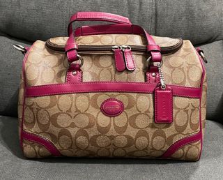 Auth Coach Signature Travelling Bag Style