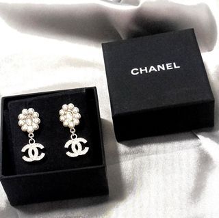 Authentic Chanel Coco Mark Pearl Dangling Earrings