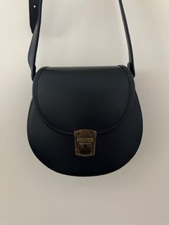 （分類：）位於 。 由 isleesnow 提交（商品編號 1303143632，圖片 1）。簡介： 。