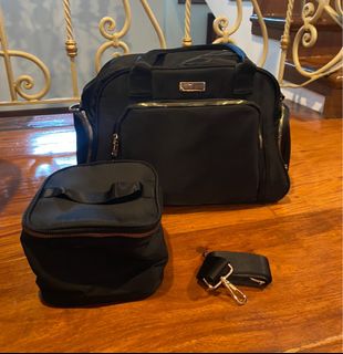 (Category: ) located in . Submitted by closetsale_mar (Listing ID 1303102314, Image 1). Description: .