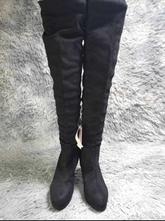 Black Knee High heeled Boots